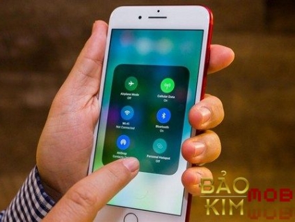 Thay mặt kính iPhone 8 Plus - Chính hãng tại Bảo Kim Mobile