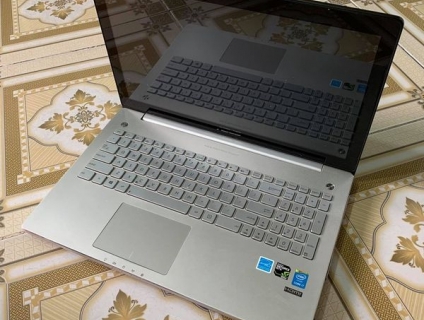 ASUS N550J - Dòng máy siêu gải trí tích hợp cấu hình ca0, màn hình Cảm