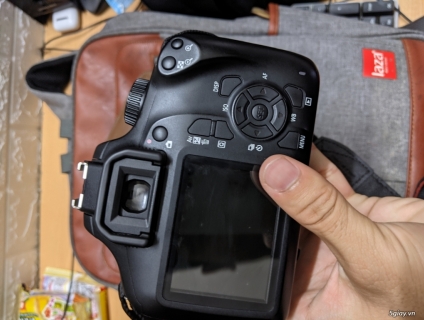 Canon 3000D kèm 50mmf1.8II