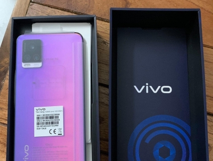 vivo v20 2021 fullbox chính hãng mới 100% mỏng dính siêu đẹp giá bèo!!