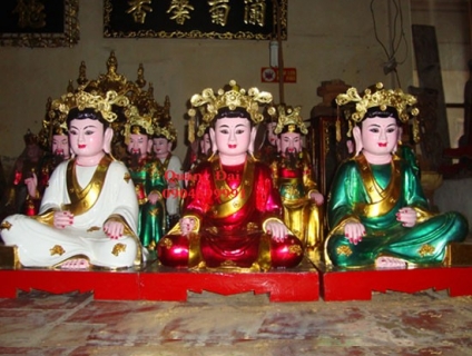 tượng Tam Tòa Thánh Mẫu