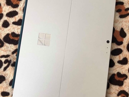 Surface pro 4 Core I5 6300U Ram 8Gb SSD 256G máy đẹp đã thay màn Pro 5