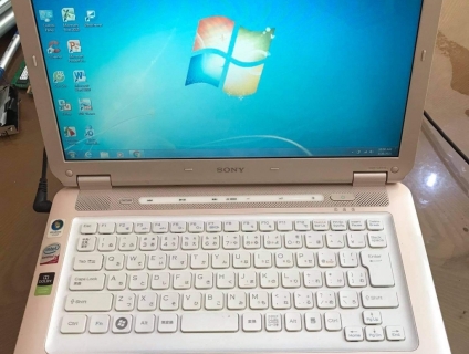 Bán bớt đỡ chật nhà-Sony Vaio hồng phấn