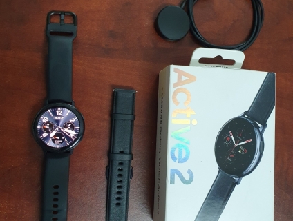 Cần bán đồng hồ thông minh galaxy active watch 2 44m vỏ thép