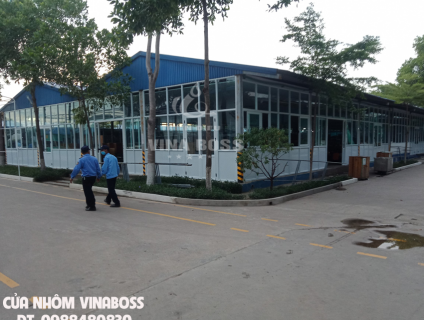 Sản xuất lắp đặt vách nhôm kính giá rẻ tại Thanh Hoá