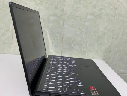 MSI modern 14 Ram 8g ssd 512g vỏ cacbon siêu mõng đẹp