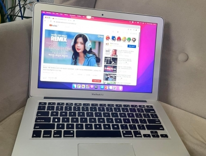 MACBOOK AIR 13 INCH 2017