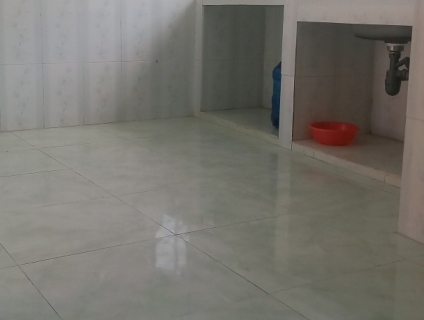 Nhà bán cần cho những người có thu nhập thấp / vợ chồng mới cưới