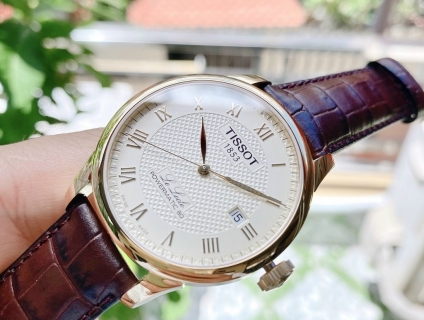 Đồng hồ nam thời trang sang trọng