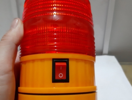 chuyên bán đèn xoay cảnh báo chạy  bằng pin