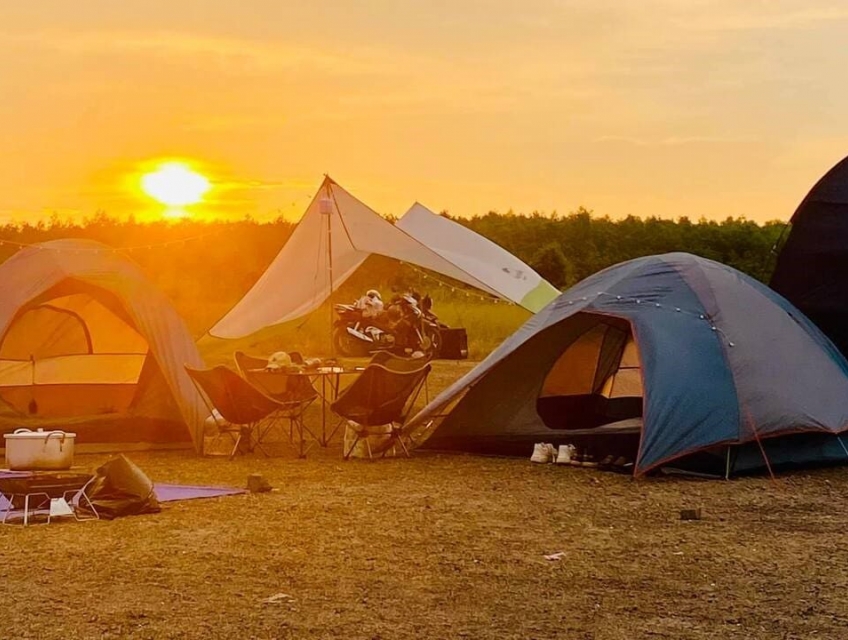 Bật Mí Kinh Nghiệm Hồ Trị An Camping – Nghe Là Muốn Xách Balo Đi Ngay!