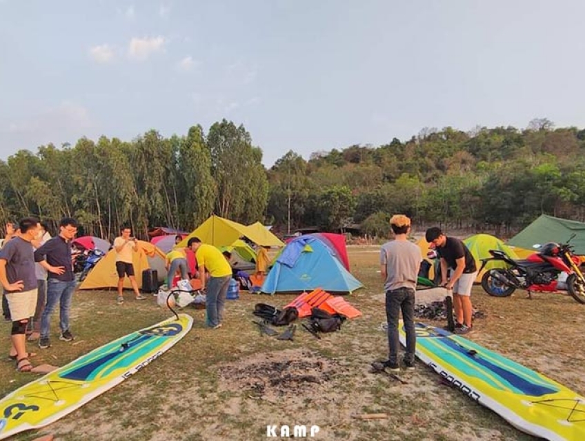 Đi cắm trại nên mang gì? Top 20 vật dụng nhất thiết phải có