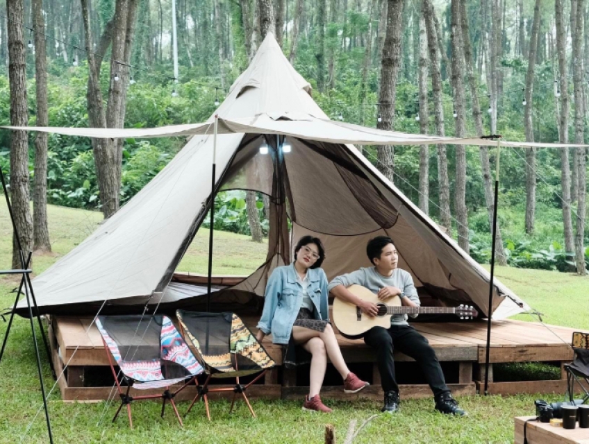 Đi cắm trại nên mặc đồ gì?Tránh mặc những loại này để đảm bảo an toàn