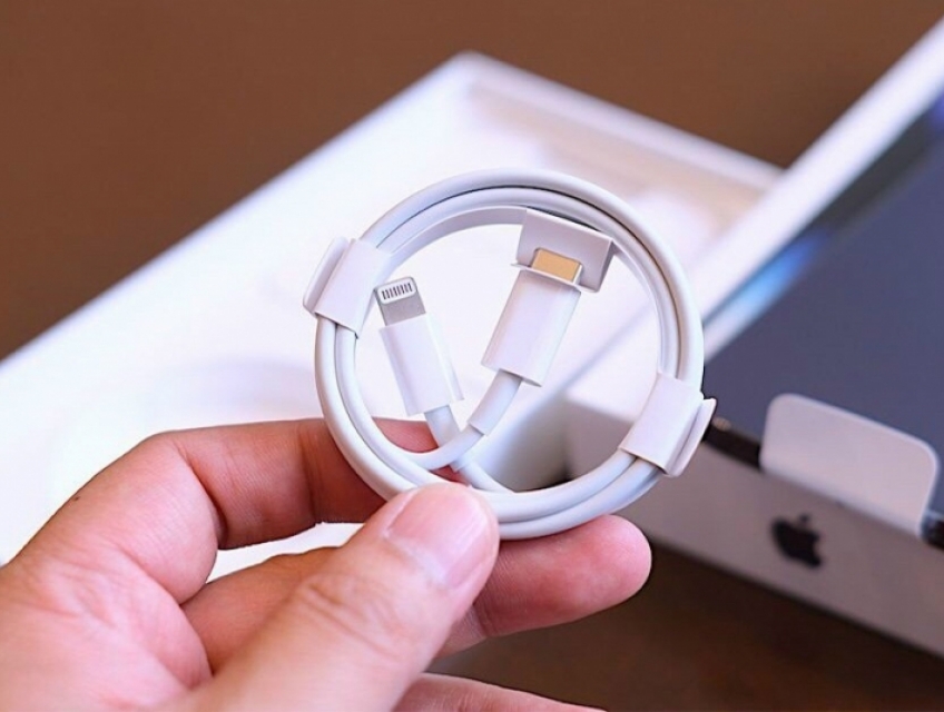 Bộ Cáp Sạc Nhanh Iphone 14Promax 25W Chân Tròn ( MUA 20 TẶNG 01)