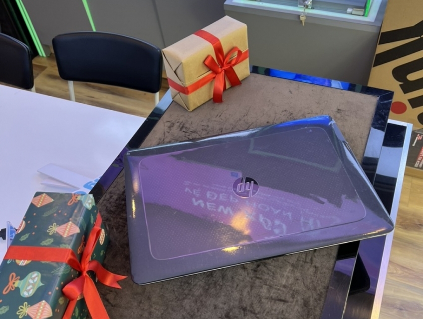 Cần Bán Laptop HP ZBook Máy Trạm Siêu Rẻ cấu hình mạnh