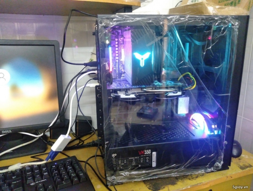 Thùng H67,xeon 1240,R16G,SSD256,VGA HD5870 khủng,case kính trong suốt