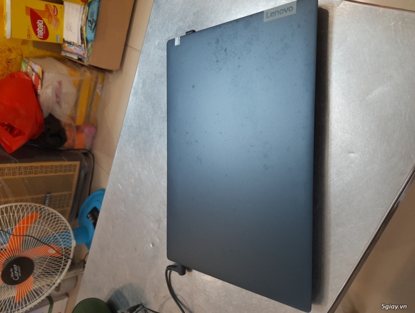 Cần tiền nên sang lại máy lenovo như mới