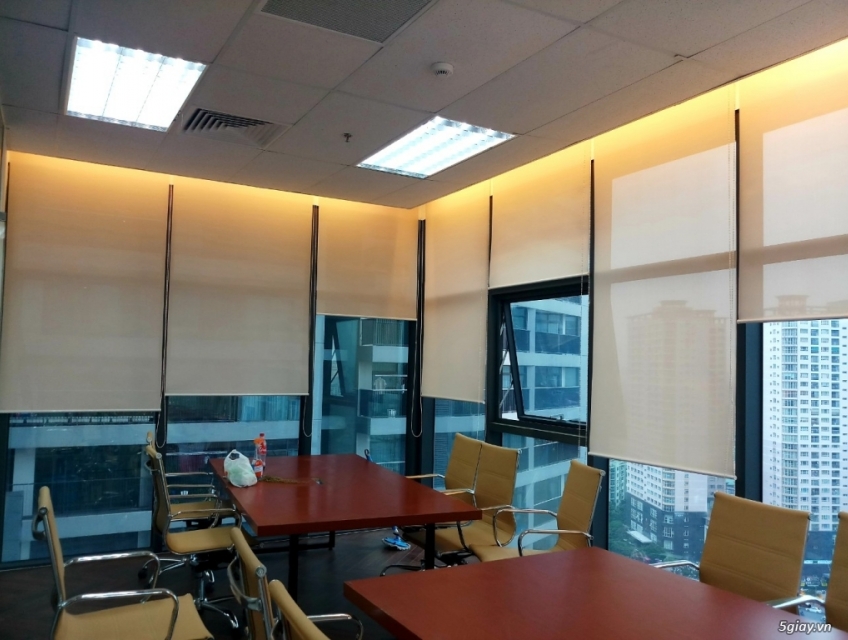 Rèm cuốn trơn văn phòng "đẹp"