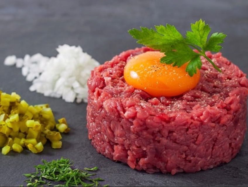 TÌM HIỂU VỀ MÓN BÒ BÍT TẾT SỐNG LẠ MIỆNG CỦA NGƯỜI PHÁP