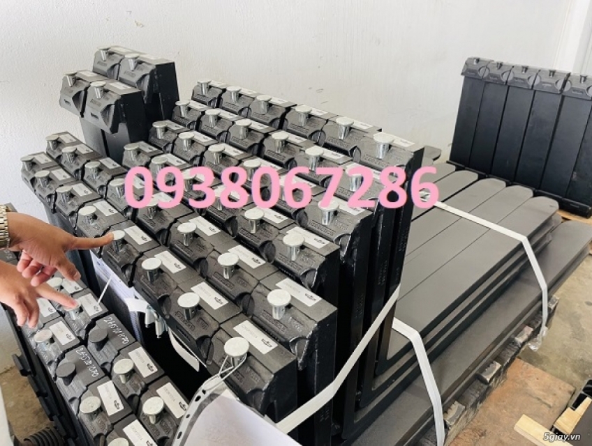 Càng xe nâng 1,5 tấn, 1,8 tấn, 2 tấn, 2,5 tấn