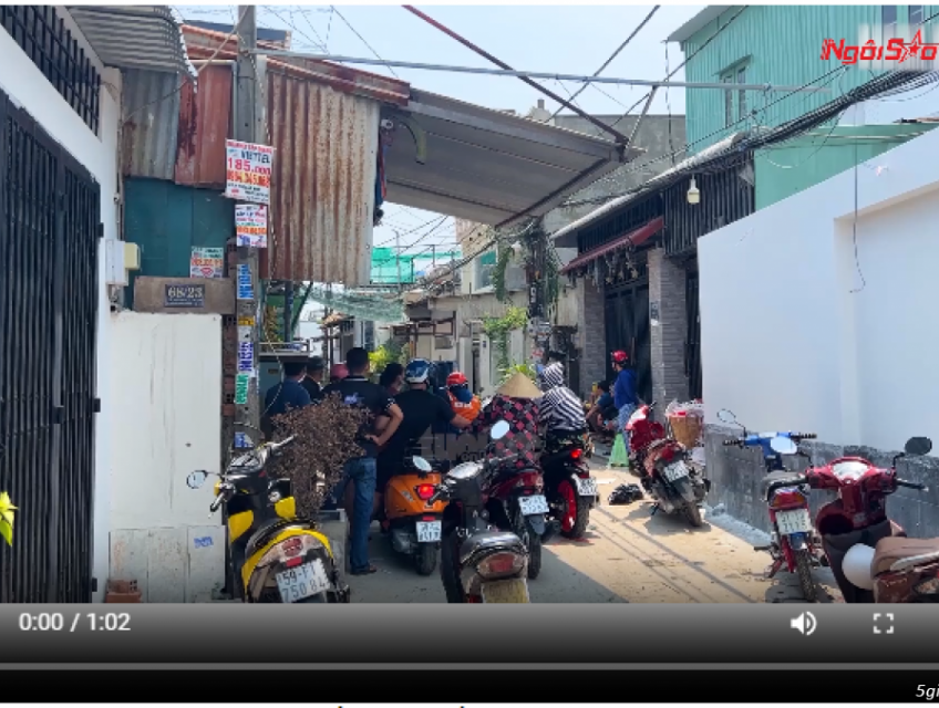 Video Con trai cắt đầu mẹ ruột đem bỏ xô rác trước nhà