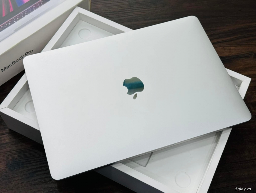 Macbook Pro M1 8/256G