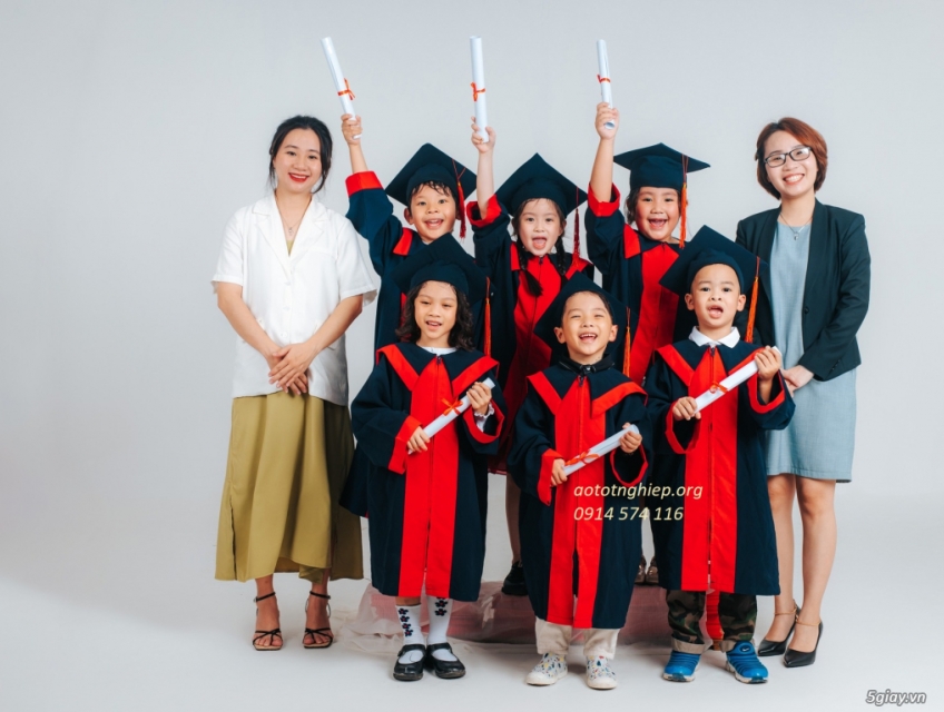 Aó tốt nghiệp mẫu giao tiểu học thcs thpt 2024