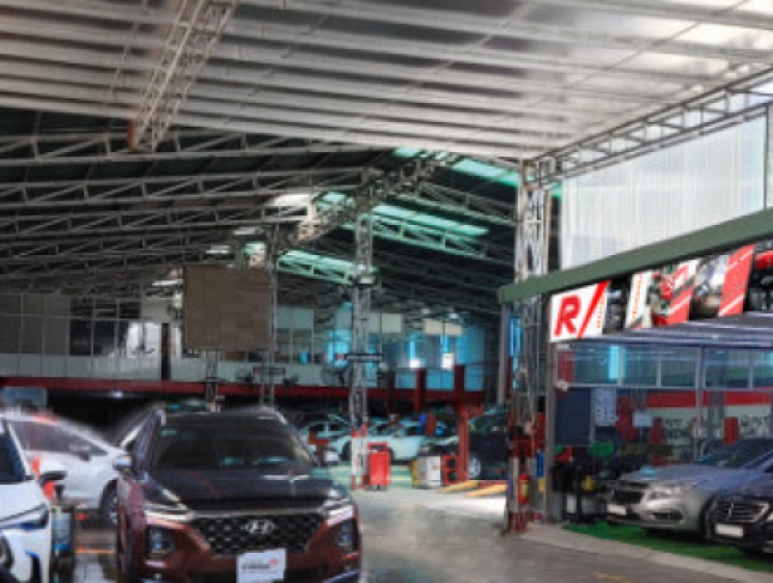 Thay nhớt ô tô chính hãng độ bền lên đến 10000km giá siêu tốt