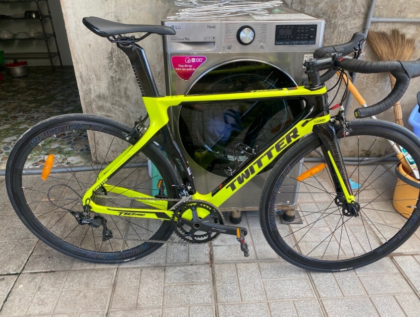 Xe đạp thể thao Road Twitter T10 Pro C 29 inches xanh chuối đẹp cực