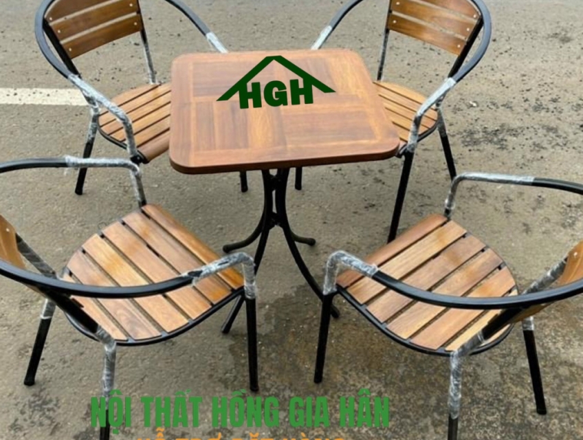 Bộ bàn ghế cafe sân vườn