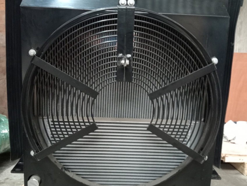 PHỤ TÙNG xe công trình KÉT NƯỚC SINH HÀN