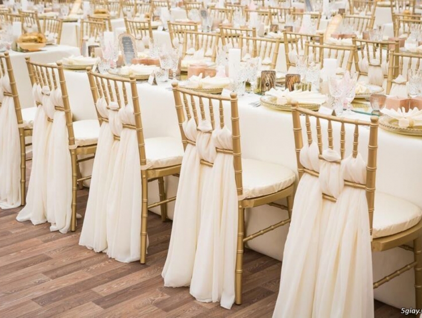 Phân phối sỉ, lẻ bàn ghế nhà hàng