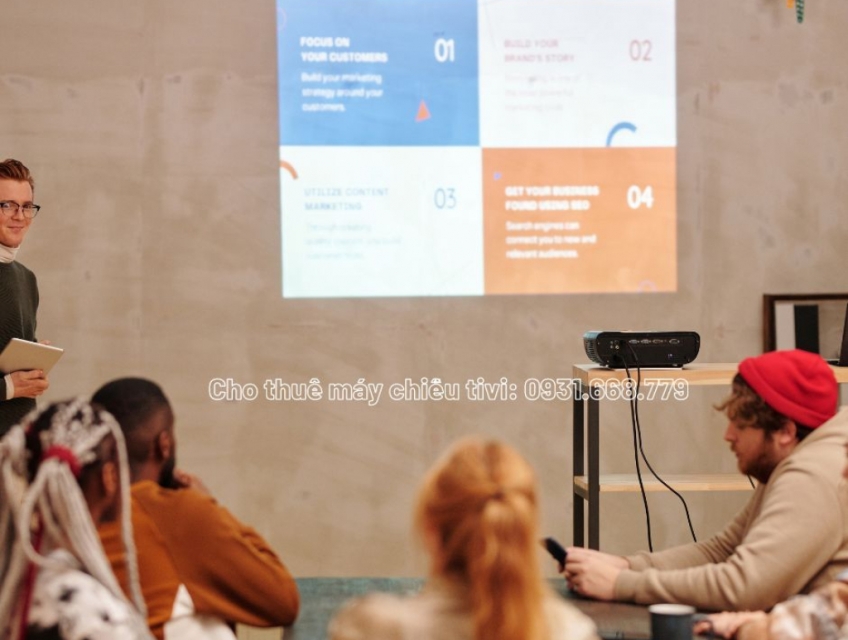 Cho thuê máy chiếu, tivi trình chiếu tại Cẩm Mỹ, Đồng Nai.