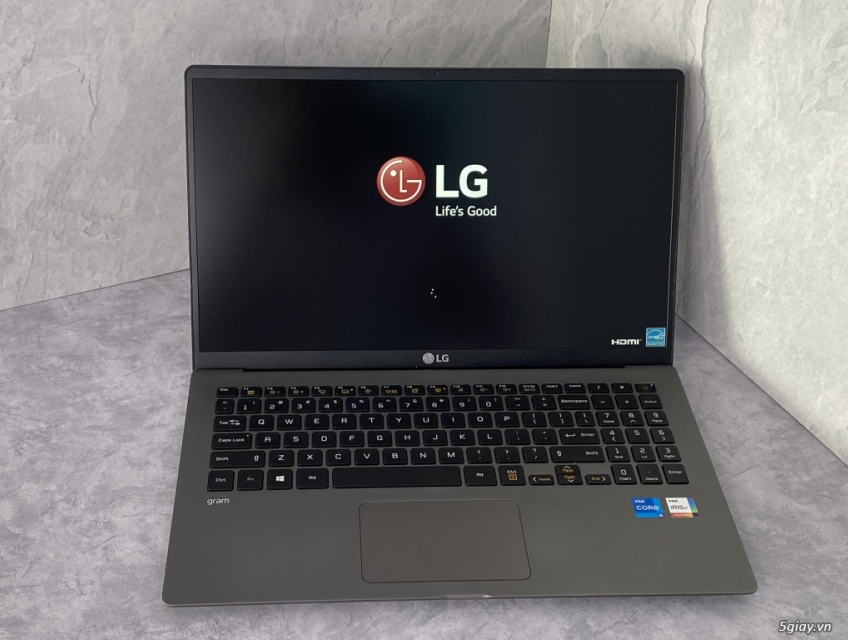 LG Gram 15 (15Z95N) i5 1135G7, 16GB RAM, 256GB SSD