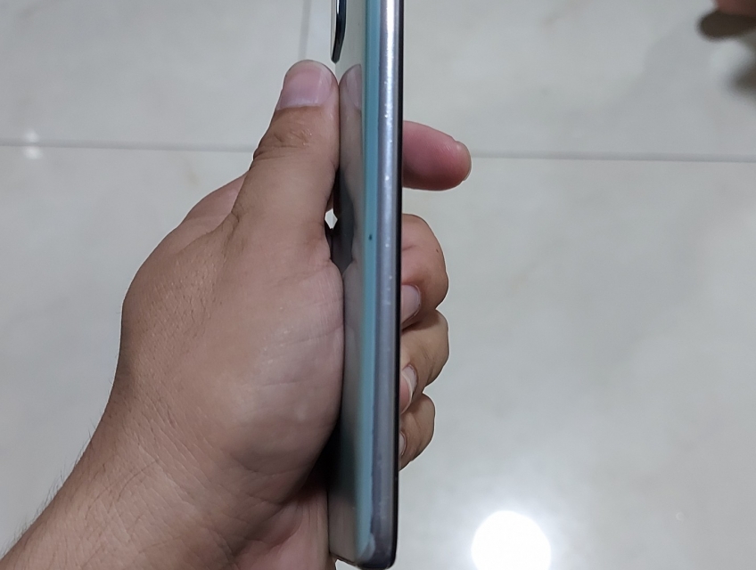 Bán điện thoại Samsung Galaxy A71 Ram 8g/128gb VN