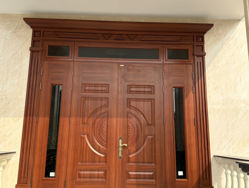 Cửa thép vân gỗ đẹp tại Khánh Hòa | Uy tín, chất lượng