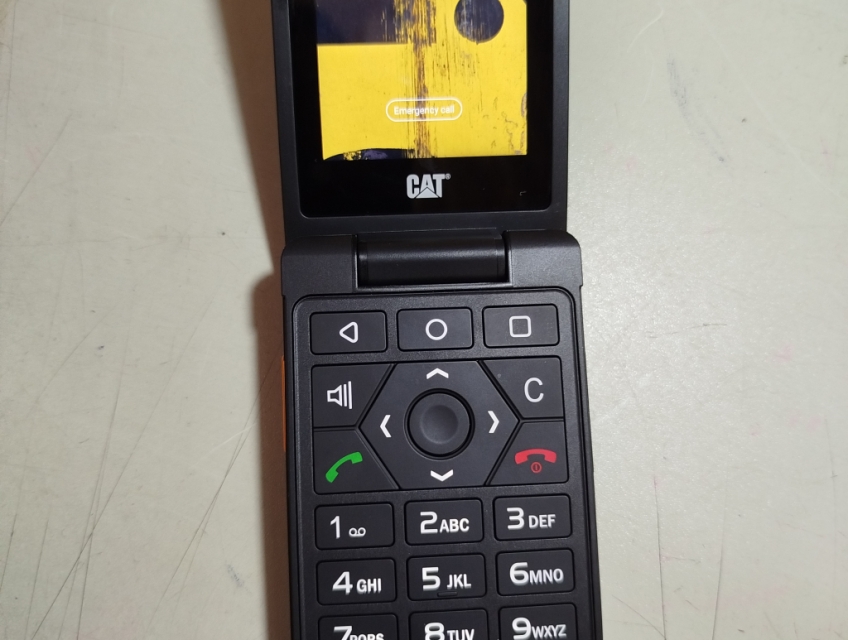 Điện thoại CAT S22 Flip
