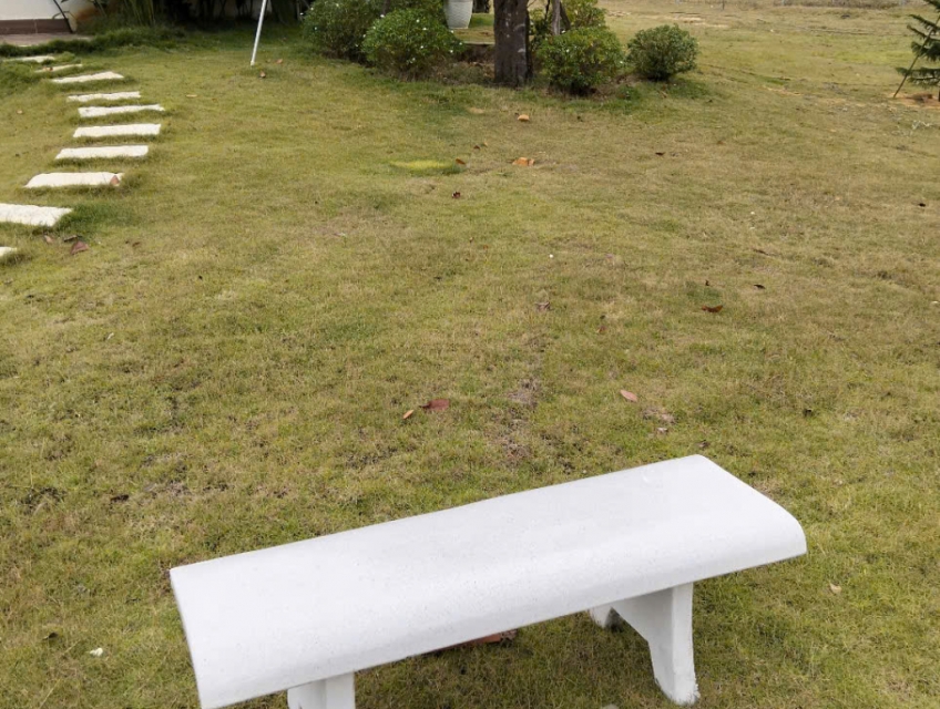 Ghế đá công viên