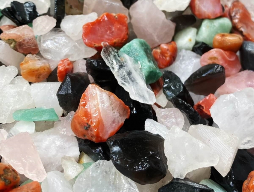 Tác dụng của Đá Thạch Anh Vụn trong xây dựng Phong Thủy