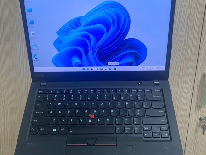 Thinkpad P14s Core i7 1185G7 Ram 32G SSD 512G FHD VGA Rời đồ họa usa