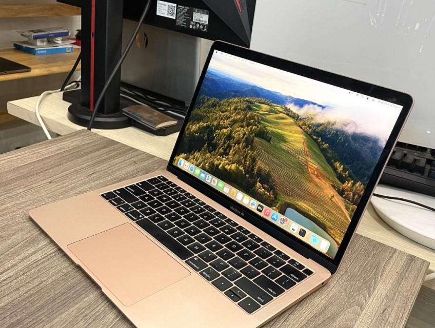 Macbook Air 13inch 2018 8GB 128GB Màn 2K Pin Ok