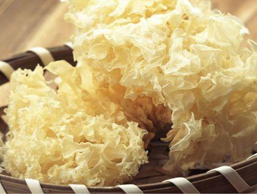 Vị thuốc Mộc nhĩ trắng trong ẩm thực Việt Nam