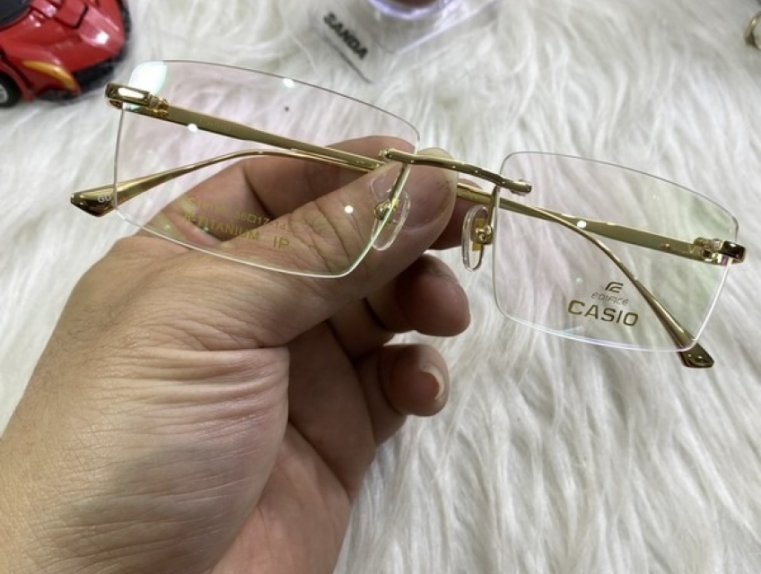 Báo giá gọng kính nam nữ Nhật chính hãng cực đẹp giá chỉ từ 550k giao