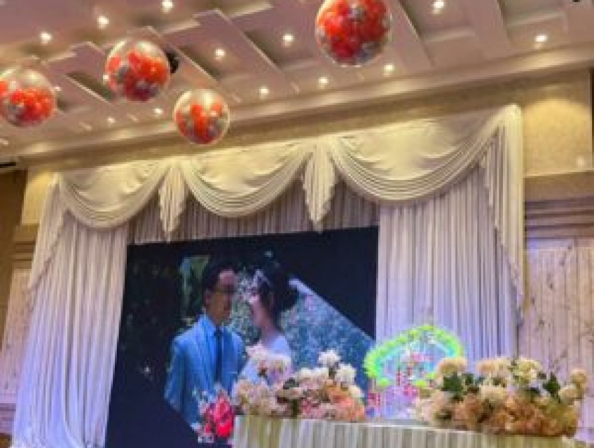 Thuê Bóng Kích Nổ Đám Cưới