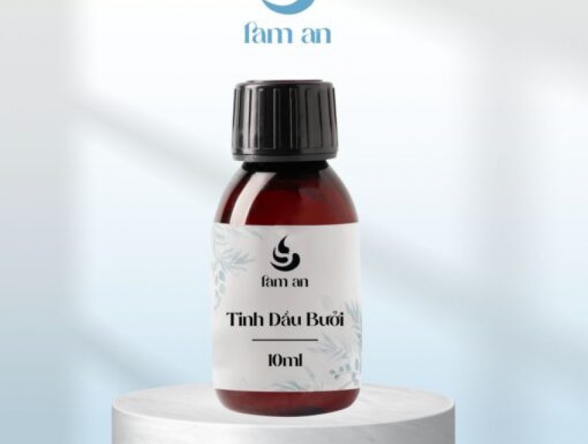 Tinh Dầu Bưởi: Bí Quyết Cho Mái Tóc Chắc Khỏe và Làn Da Rạng Ngời