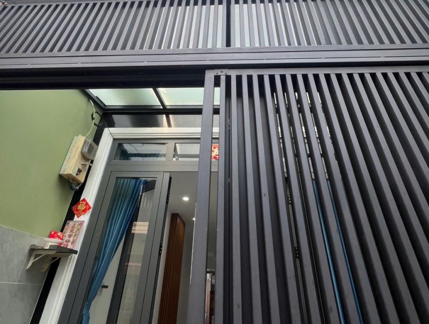 Bán nhà 3 lầu hẻm Nguyễn Cảnh Chân Quận 1