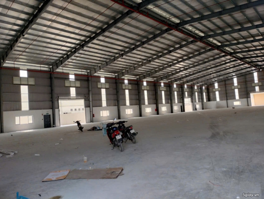 https://khoxuongmiennam.com.vn Kho Xưởng 5.000m2 KCN Cần Giuộc