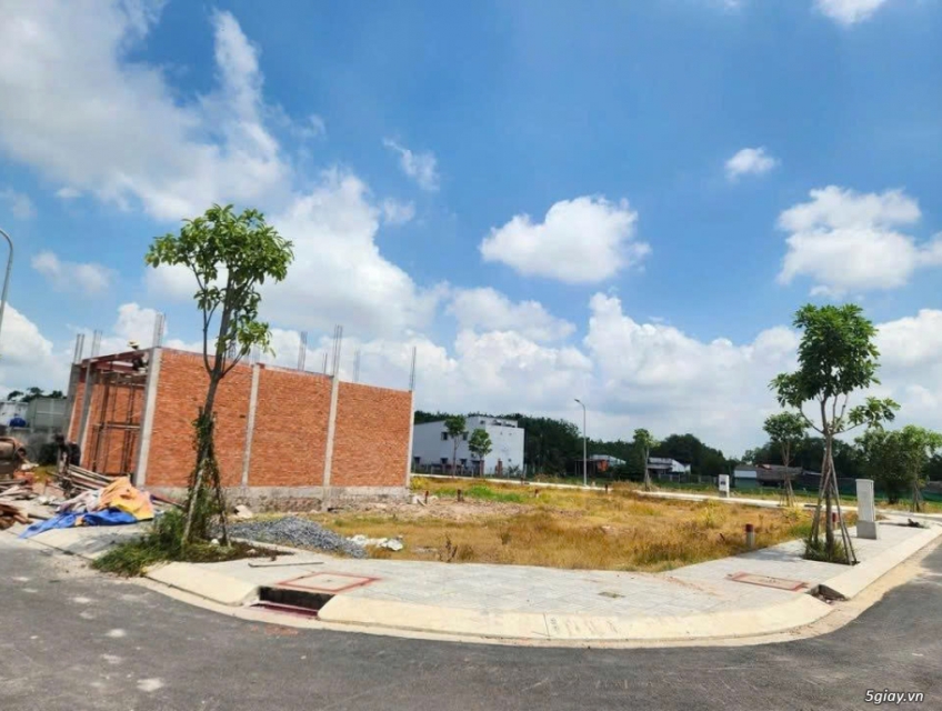 Cần bán đất TP Hồ Chí Minh Cạnh TTHC Giá 886 triệu