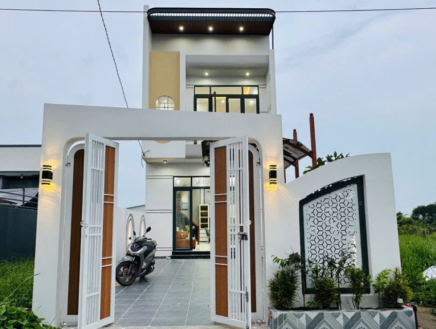 Giảm 200 triệu Nhà Mặt Tiền Đường Nhựa Thông 5m Tiện Kinh Doanh