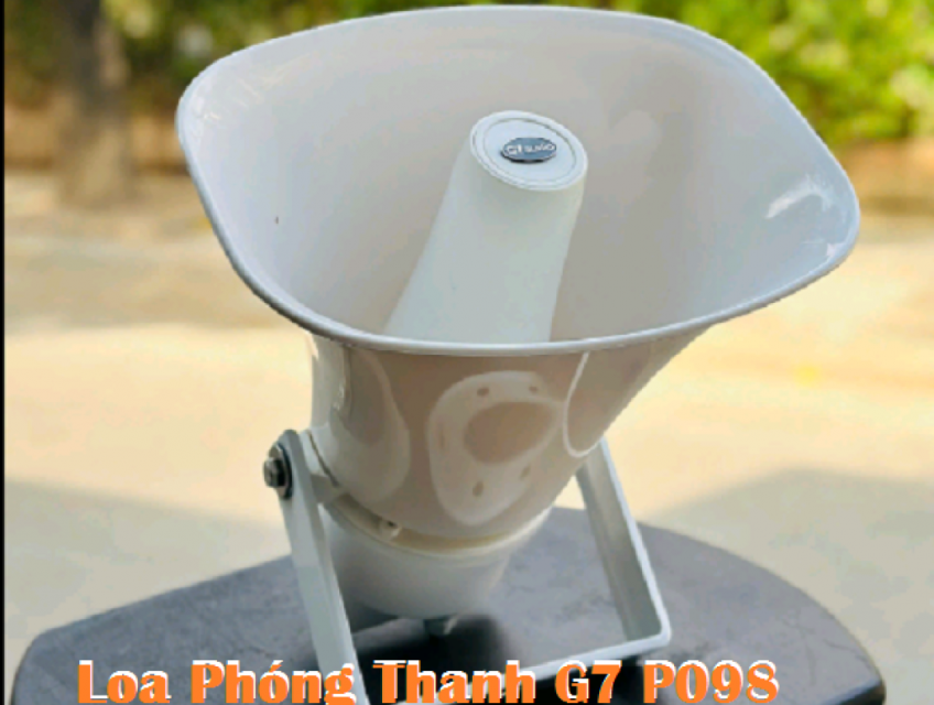 Loa phóng thanh G7 P-098 hàng cao cấp có công suất 30W ( Max75W )